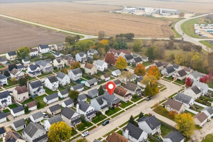 718 Prospect, KIRKLAND, Illinois 60146, 2 Bedrooms Bedrooms, ,1 BathroomBathrooms,House,For Sale,Prospect,202507274