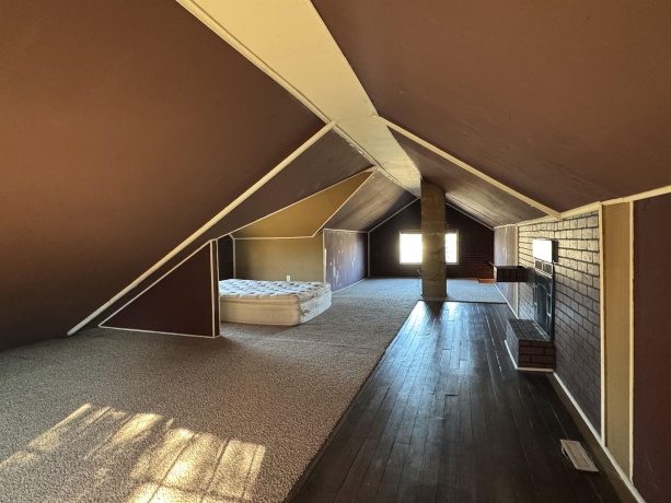 534 Lawn, LOVES PARK, Illinois 61111, 2 Bedrooms Bedrooms, ,1 BathroomBathrooms,House,For Sale,Lawn,202507275