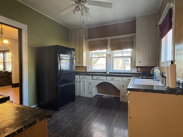 534 Lawn, LOVES PARK, Illinois 61111, 2 Bedrooms Bedrooms, ,1 BathroomBathrooms,House,For Sale,Lawn,202507275