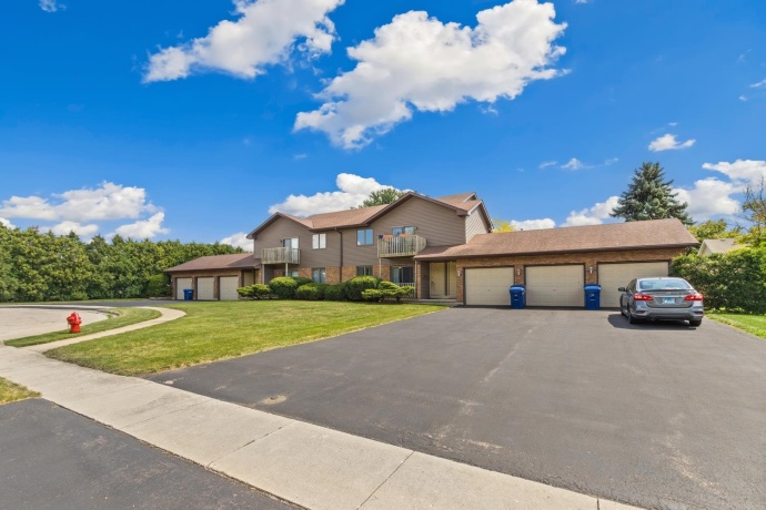 216 Pardridge, DEKALB, Illinois 60115, 2 Bedrooms Bedrooms, ,1 BathroomBathrooms,Condominium,For Sale,Pardridge,202504649