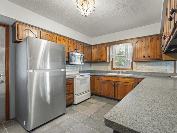 2910 19th, ROCKFORD, Illinois 61108, 4 Bedrooms Bedrooms, ,1 BathroomBathrooms,House,For Sale,19th,202506262