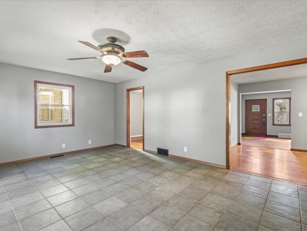 2910 19th, ROCKFORD, Illinois 61108, 4 Bedrooms Bedrooms, ,1 BathroomBathrooms,House,For Sale,19th,202506262