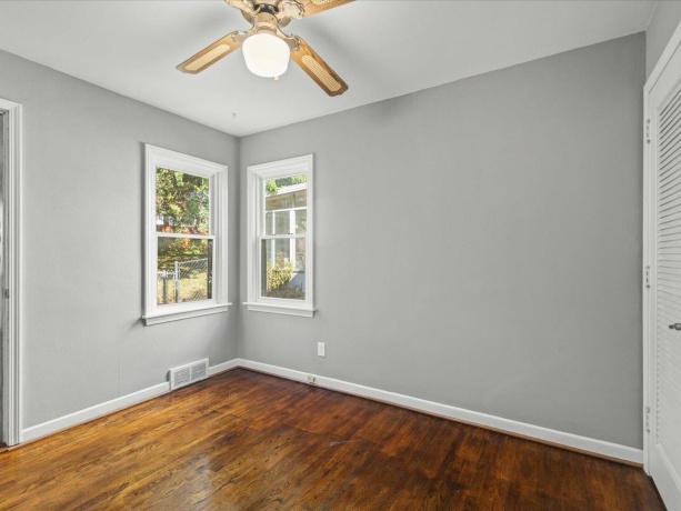 2910 19th, ROCKFORD, Illinois 61108, 4 Bedrooms Bedrooms, ,1 BathroomBathrooms,House,For Sale,19th,202506262