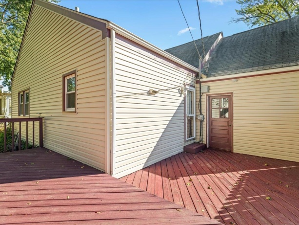 2910 19th, ROCKFORD, Illinois 61108, 4 Bedrooms Bedrooms, ,1 BathroomBathrooms,House,For Sale,19th,202506262