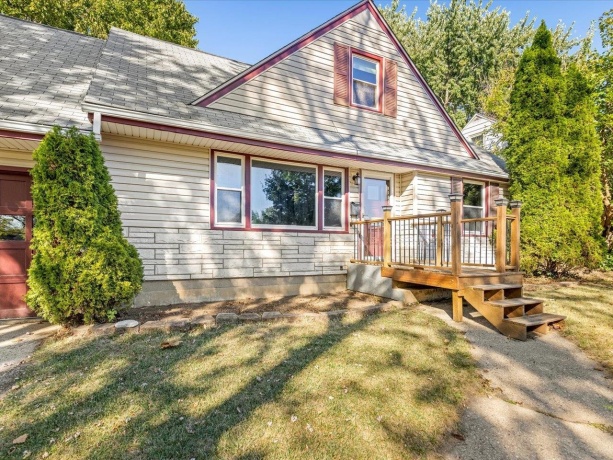 2910 19th, ROCKFORD, Illinois 61108, 4 Bedrooms Bedrooms, ,1 BathroomBathrooms,House,For Sale,19th,202506262