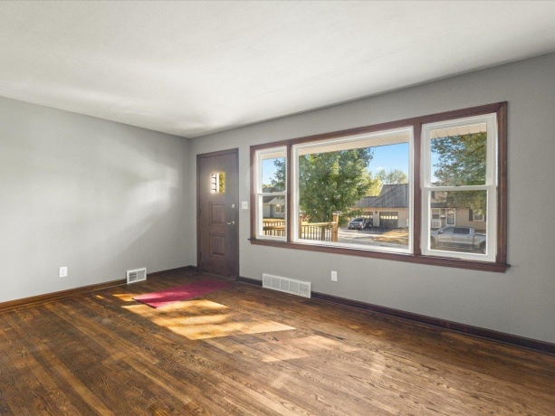 2910 19th, ROCKFORD, Illinois 61108, 4 Bedrooms Bedrooms, ,1 BathroomBathrooms,House,For Sale,19th,202506262