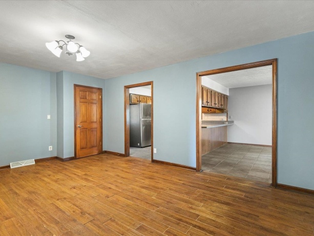 2910 19th, ROCKFORD, Illinois 61108, 4 Bedrooms Bedrooms, ,1 BathroomBathrooms,House,For Sale,19th,202506262