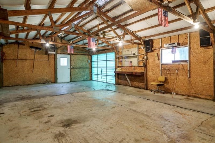 1993 Bolton, FREEPORT, Illinois 61032, 3 Bedrooms Bedrooms, ,1 BathroomBathrooms,House,For Sale,Bolton,202507281