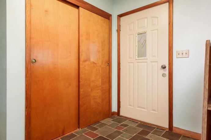 1993 Bolton, FREEPORT, Illinois 61032, 3 Bedrooms Bedrooms, ,1 BathroomBathrooms,House,For Sale,Bolton,202507281