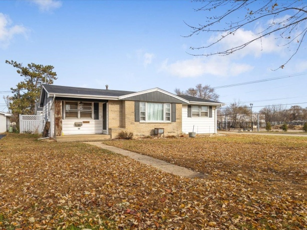 1030 Anna Ave, MACHESNEY PARK, Illinois 61115, 3 Bedrooms Bedrooms, ,2 BathroomsBathrooms,House,For Sale,Anna Ave,202507282