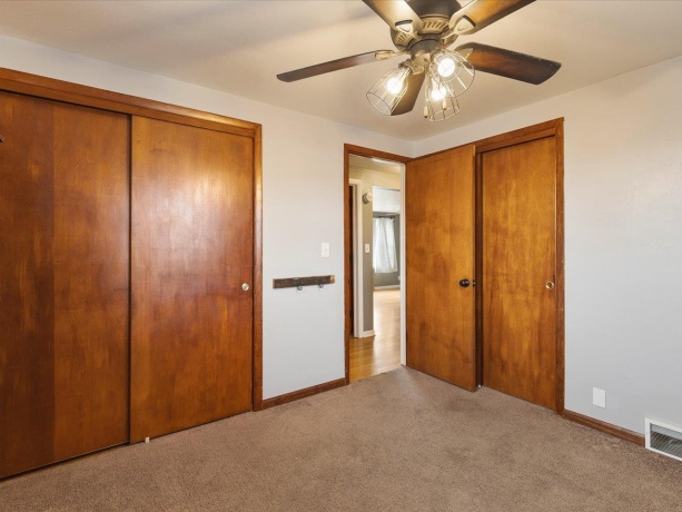 1030 Anna Ave, MACHESNEY PARK, Illinois 61115, 3 Bedrooms Bedrooms, ,2 BathroomsBathrooms,House,For Sale,Anna Ave,202507282