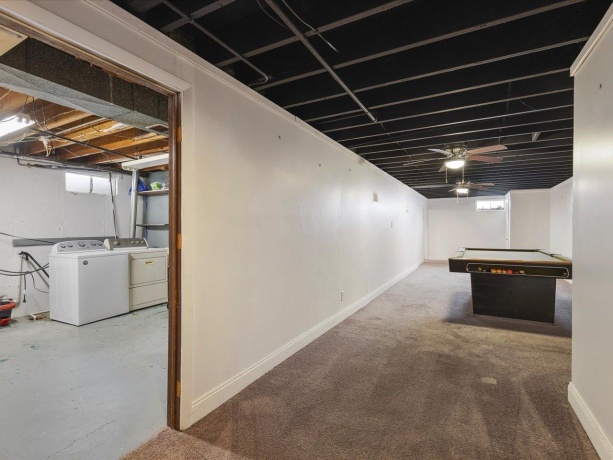 1030 Anna Ave, MACHESNEY PARK, Illinois 61115, 3 Bedrooms Bedrooms, ,2 BathroomsBathrooms,House,For Sale,Anna Ave,202507282