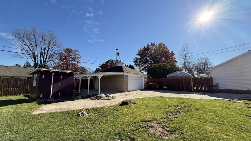 1016 Kingsway, ROCKFORD, Illinois 61108, 3 Bedrooms Bedrooms, ,1 BathroomBathrooms,House,For Sale,Kingsway,202507287