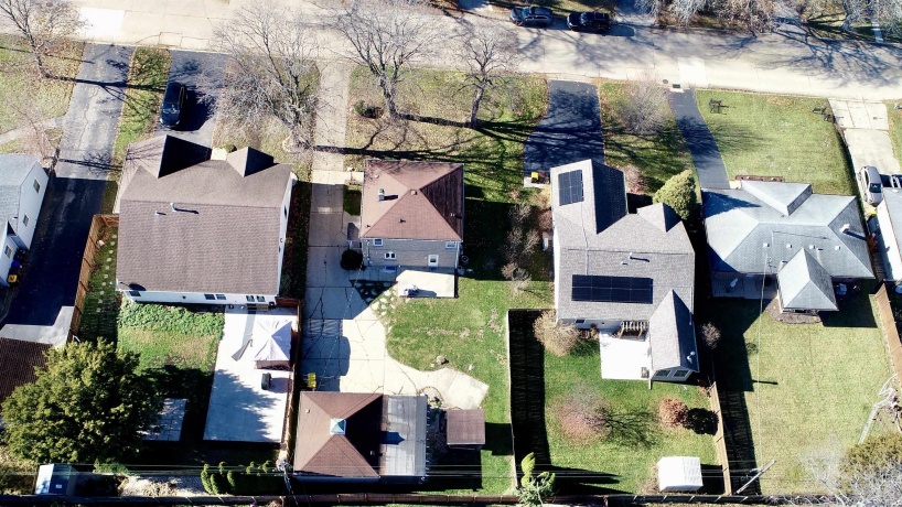 1016 Kingsway, ROCKFORD, Illinois 61108, 3 Bedrooms Bedrooms, ,1 BathroomBathrooms,House,For Sale,Kingsway,202507287