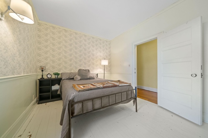 2913 Lowden, OREGON, Illinois 61061, 3 Bedrooms Bedrooms, ,2 BathroomsBathrooms,House,For Sale,Lowden,202507289