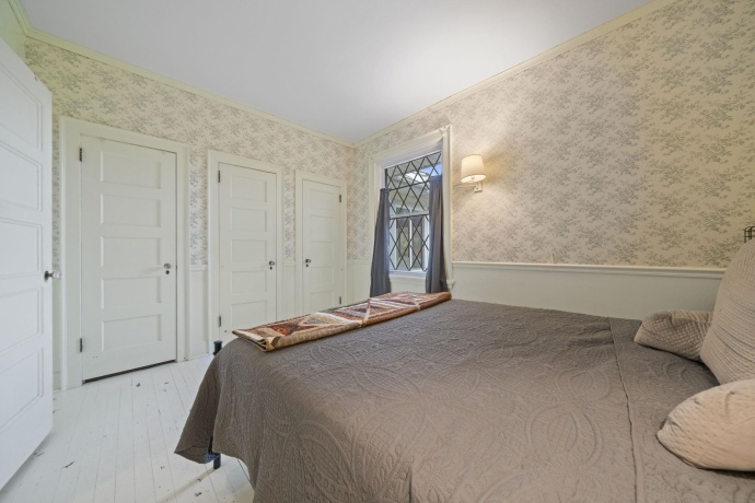 2913 Lowden, OREGON, Illinois 61061, 3 Bedrooms Bedrooms, ,2 BathroomsBathrooms,House,For Sale,Lowden,202507289