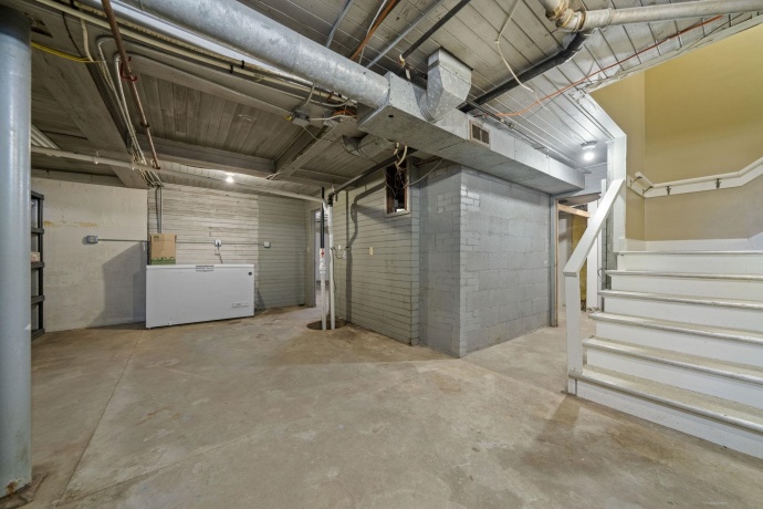 2913 Lowden, OREGON, Illinois 61061, 3 Bedrooms Bedrooms, ,2 BathroomsBathrooms,House,For Sale,Lowden,202507289