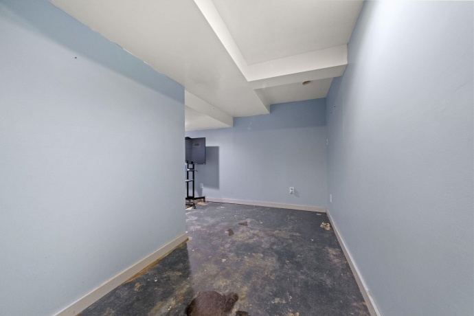 2913 Lowden, OREGON, Illinois 61061, 3 Bedrooms Bedrooms, ,2 BathroomsBathrooms,House,For Sale,Lowden,202507289