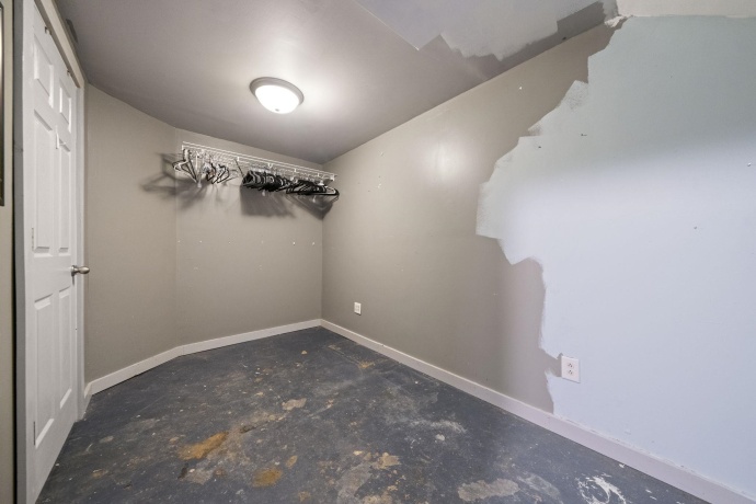 2913 Lowden, OREGON, Illinois 61061, 3 Bedrooms Bedrooms, ,2 BathroomsBathrooms,House,For Sale,Lowden,202507289