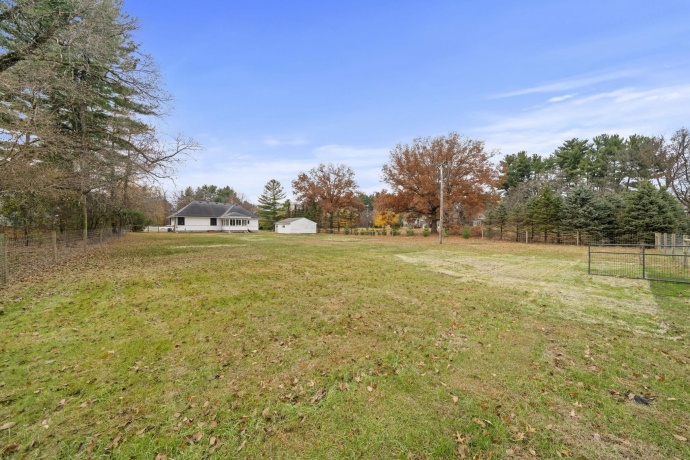 2913 Lowden, OREGON, Illinois 61061, 3 Bedrooms Bedrooms, ,2 BathroomsBathrooms,House,For Sale,Lowden,202507289