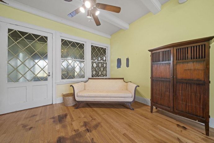 2913 Lowden, OREGON, Illinois 61061, 3 Bedrooms Bedrooms, ,2 BathroomsBathrooms,House,For Sale,Lowden,202507289