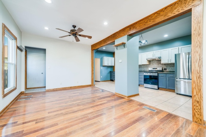 145 Gladys, BELVIDERE, Illinois 61008, 3 Bedrooms Bedrooms, ,1 BathroomBathrooms,House,For Sale,Gladys,202506919