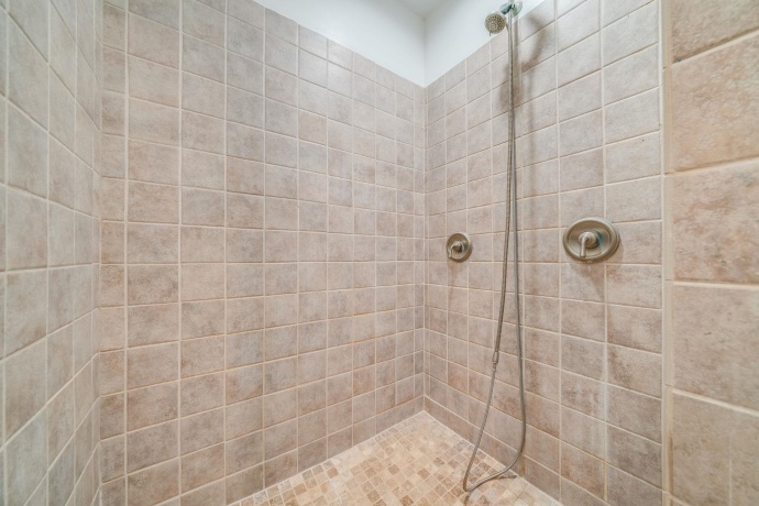 145 Gladys, BELVIDERE, Illinois 61008, 3 Bedrooms Bedrooms, ,1 BathroomBathrooms,House,For Sale,Gladys,202506919