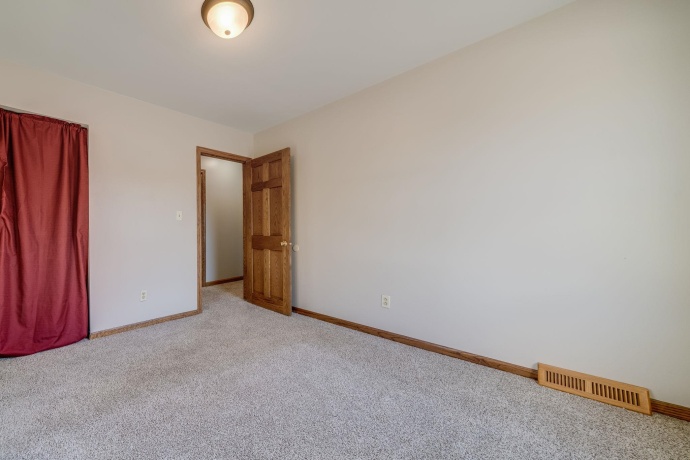 145 Gladys, BELVIDERE, Illinois 61008, 3 Bedrooms Bedrooms, ,1 BathroomBathrooms,House,For Sale,Gladys,202506919