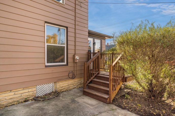 145 Gladys, BELVIDERE, Illinois 61008, 3 Bedrooms Bedrooms, ,1 BathroomBathrooms,House,For Sale,Gladys,202506919