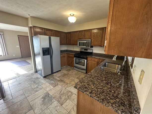 4611 Bedfordshire, LOVES PARK, Illinois 61111, 3 Bedrooms Bedrooms, ,2 BathroomsBathrooms,House,For Sale,Bedfordshire,202507294