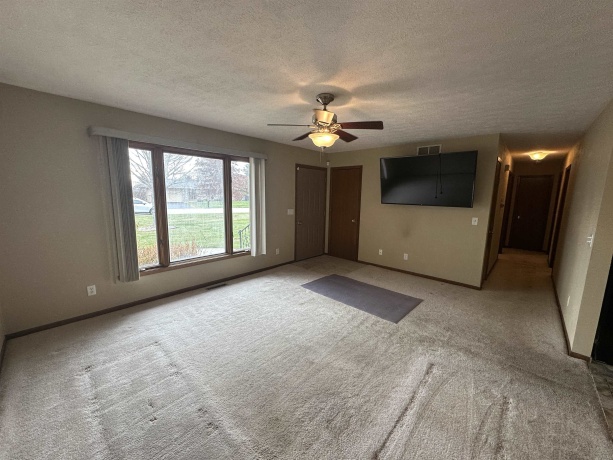 4611 Bedfordshire, LOVES PARK, Illinois 61111, 3 Bedrooms Bedrooms, ,2 BathroomsBathrooms,House,For Sale,Bedfordshire,202507294