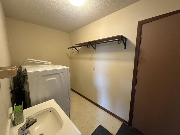 4611 Bedfordshire, LOVES PARK, Illinois 61111, 3 Bedrooms Bedrooms, ,2 BathroomsBathrooms,House,For Sale,Bedfordshire,202507294