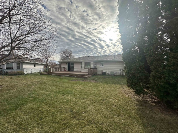 4611 Bedfordshire, LOVES PARK, Illinois 61111, 3 Bedrooms Bedrooms, ,2 BathroomsBathrooms,House,For Sale,Bedfordshire,202507294
