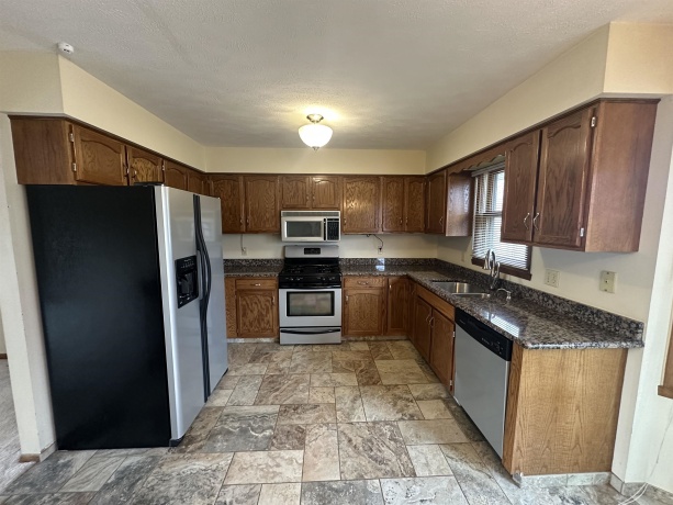 4611 Bedfordshire, LOVES PARK, Illinois 61111, 3 Bedrooms Bedrooms, ,2 BathroomsBathrooms,House,For Sale,Bedfordshire,202507294