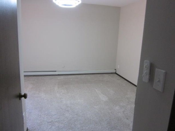 2929 Sunnyside Drive #267D, ROCKFORD, Illinois 61114, 1 Bedroom Bedrooms, ,1 BathroomBathrooms,Condominium,For Sale,Sunnyside Drive #267D,202507295