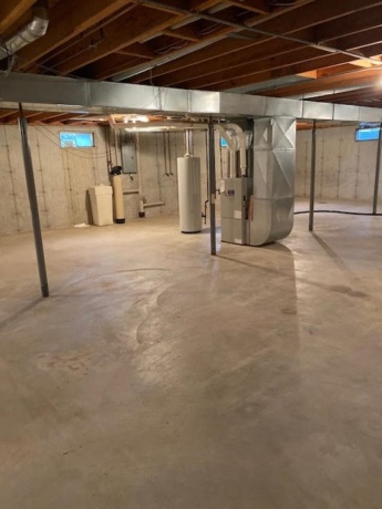 612 Alamo, FREEPORT, Illinois 61032, 3 Bedrooms Bedrooms, ,2 BathroomsBathrooms,House,For Sale,Alamo,202507297