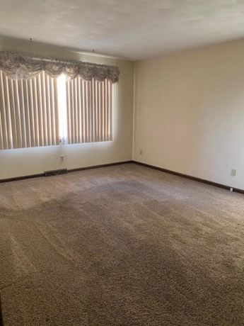 612 Alamo, FREEPORT, Illinois 61032, 3 Bedrooms Bedrooms, ,2 BathroomsBathrooms,House,For Sale,Alamo,202507297