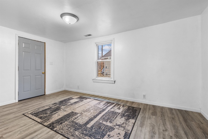 215 MOORE, SOUTH BELOIT, Illinois 61080, 2 Bedrooms Bedrooms, ,1 BathroomBathrooms,House,For Sale,MOORE,202507298