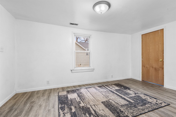 215 MOORE, SOUTH BELOIT, Illinois 61080, 2 Bedrooms Bedrooms, ,1 BathroomBathrooms,House,For Sale,MOORE,202507298