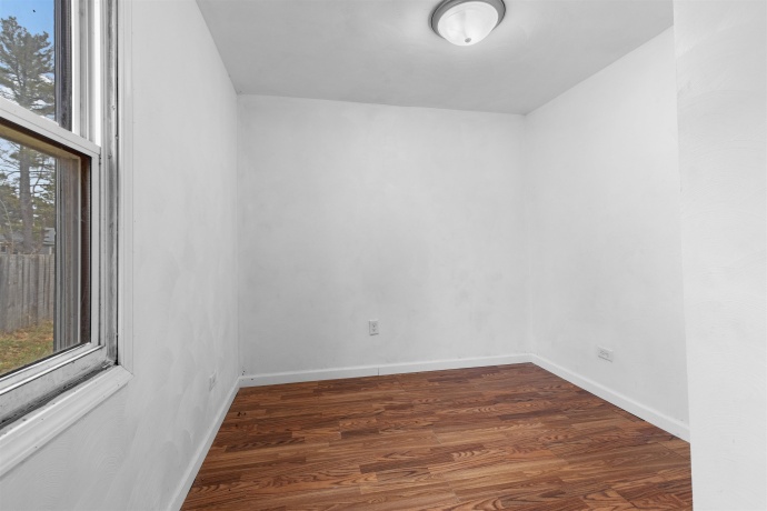 215 MOORE, SOUTH BELOIT, Illinois 61080, 2 Bedrooms Bedrooms, ,1 BathroomBathrooms,House,For Sale,MOORE,202507298