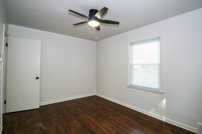 2612 GLENWOOD, ROCKFORD, Illinois 61101, 3 Bedrooms Bedrooms, ,1 BathroomBathrooms,House,For Sale,GLENWOOD,202506649