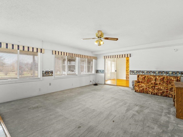 3619 Chippewa, ROCKFORD, Illinois 61102, 3 Bedrooms Bedrooms, ,3 BathroomsBathrooms,House,For Sale,Chippewa,202507300