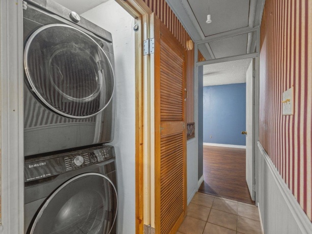 3619 Chippewa, ROCKFORD, Illinois 61102, 3 Bedrooms Bedrooms, ,3 BathroomsBathrooms,House,For Sale,Chippewa,202507300