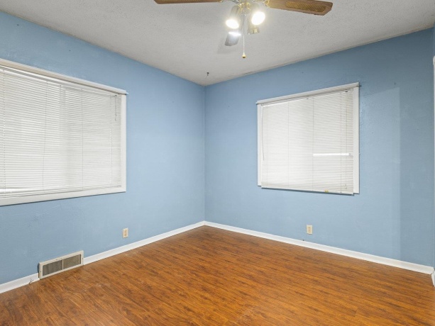 3619 Chippewa, ROCKFORD, Illinois 61102, 3 Bedrooms Bedrooms, ,3 BathroomsBathrooms,House,For Sale,Chippewa,202507300