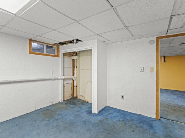 3619 Chippewa, ROCKFORD, Illinois 61102, 3 Bedrooms Bedrooms, ,3 BathroomsBathrooms,House,For Sale,Chippewa,202507300