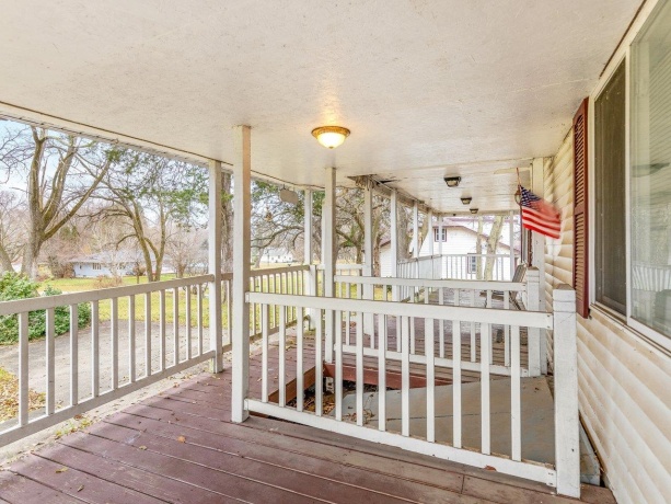 3619 Chippewa, ROCKFORD, Illinois 61102, 3 Bedrooms Bedrooms, ,3 BathroomsBathrooms,House,For Sale,Chippewa,202507300