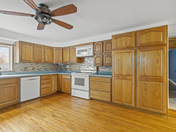 3619 Chippewa, ROCKFORD, Illinois 61102, 3 Bedrooms Bedrooms, ,3 BathroomsBathrooms,House,For Sale,Chippewa,202507300