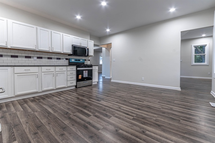 407 Allen, BELVIDERE, Illinois 61008, 4 Bedrooms Bedrooms, ,1 BathroomBathrooms,House,For Sale,Allen,202506090