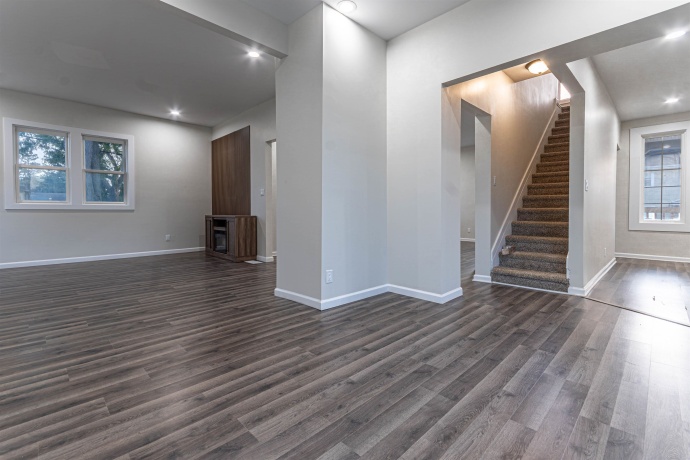 407 Allen, BELVIDERE, Illinois 61008, 4 Bedrooms Bedrooms, ,1 BathroomBathrooms,House,For Sale,Allen,202506090