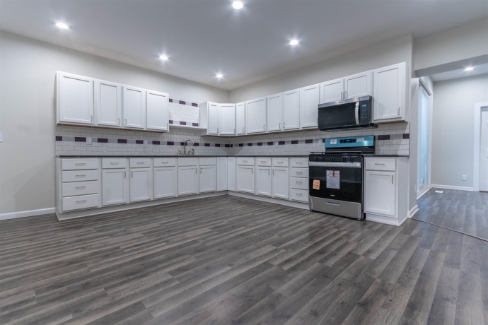 407 Allen, BELVIDERE, Illinois 61008, 4 Bedrooms Bedrooms, ,1 BathroomBathrooms,House,For Sale,Allen,202506090